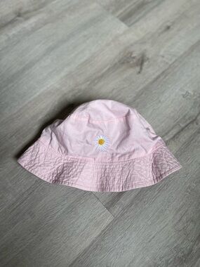 Kids Reversible Daisy Embroidered Bucket Hat